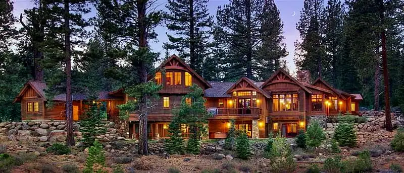 Lake View Farms Noida